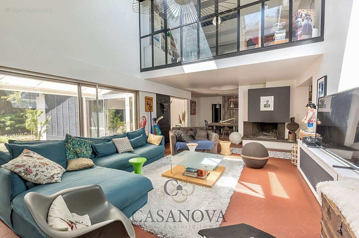 Maison à SAINT-JEAN-DE-VEDAS