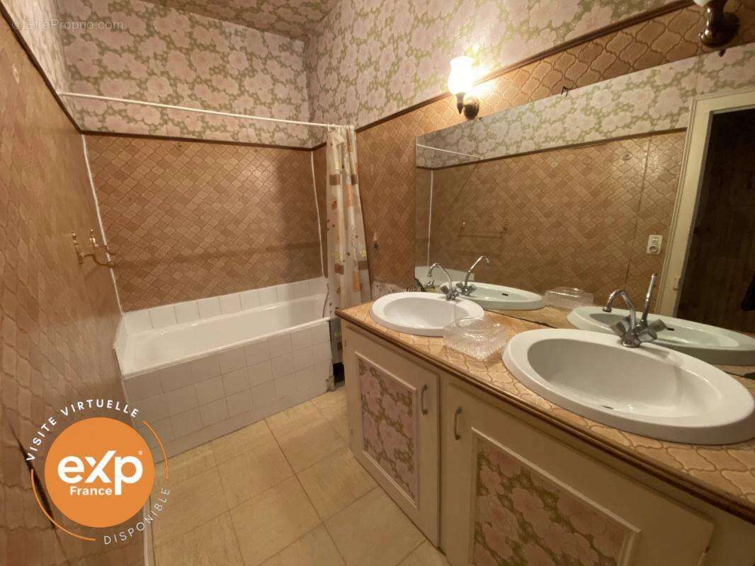 Maison à CHATILLON-SUR-INDRE