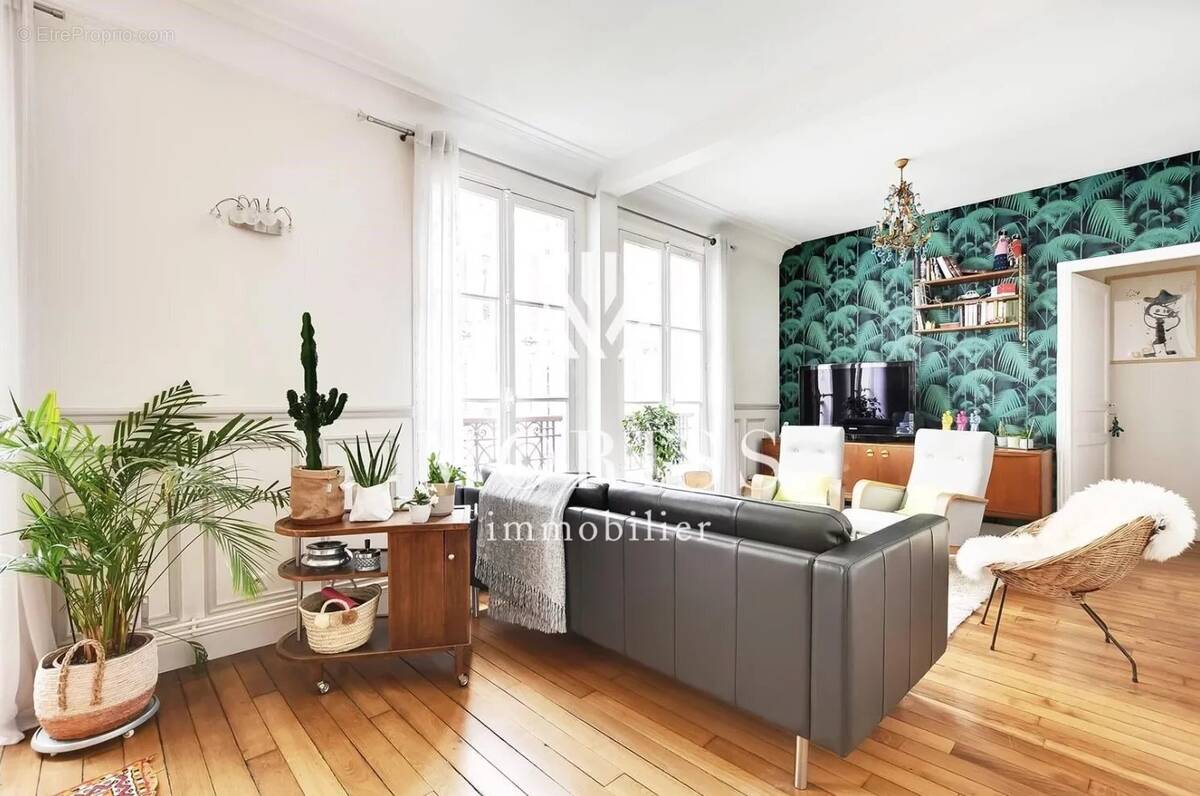 Appartement à PARIS-11E