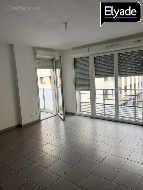 Appartement 60 m² à Marseille-4e  - photo 3