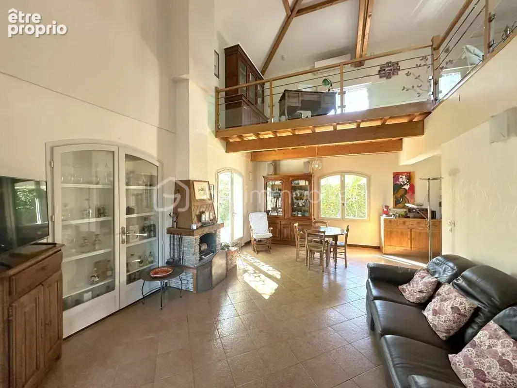 Villa 7 pièces - 200m2 - photo 4