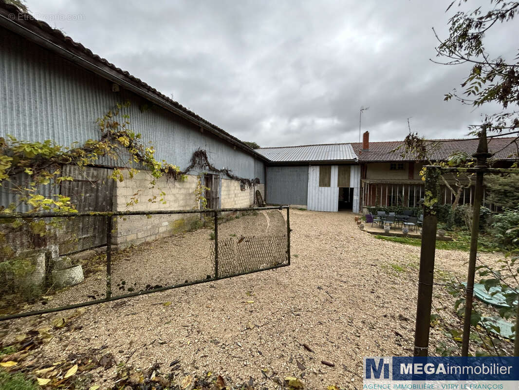 Maison à ARRIGNY