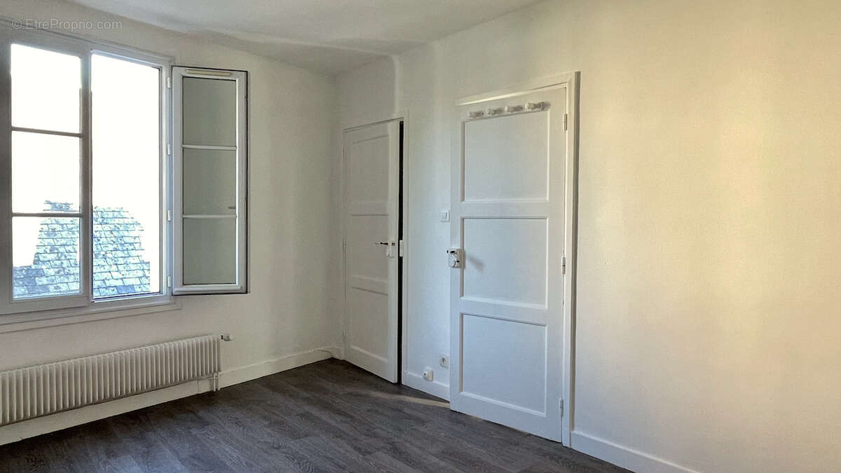 Maison 3 pièces avec cour - photo 12