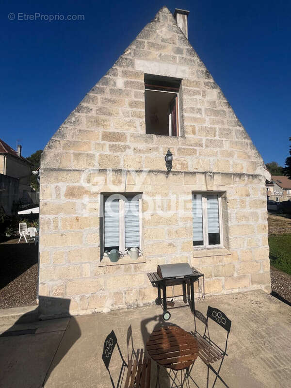 Maison à THOUROTTE
