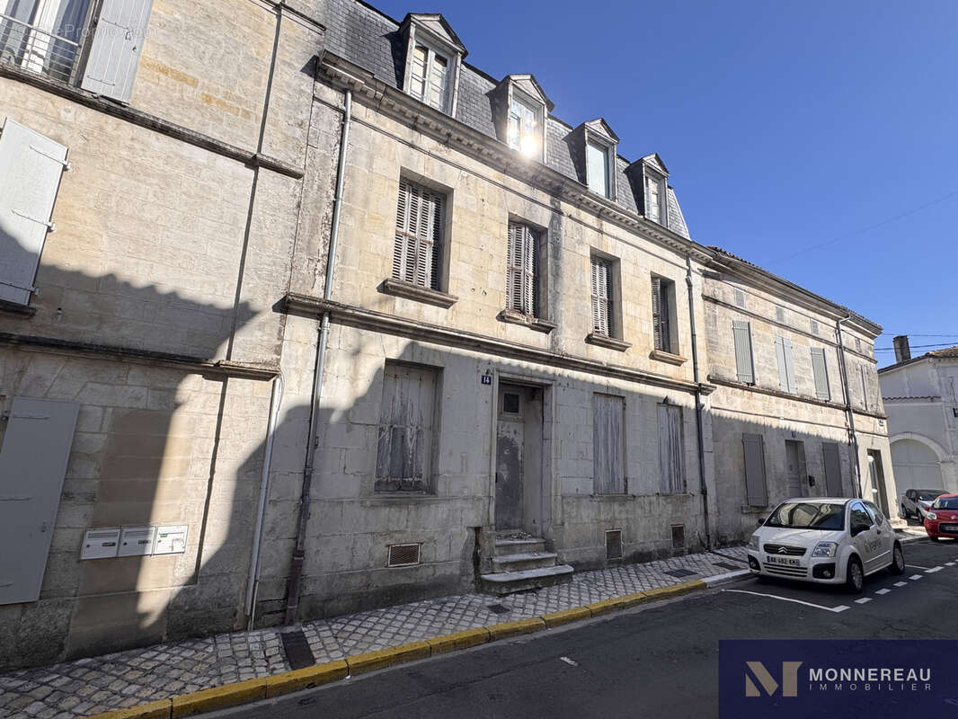 Immeuble de ville de 400m2 hab - photo 21