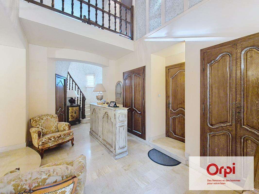 Maison à CONDAT-SUR-VEZERE