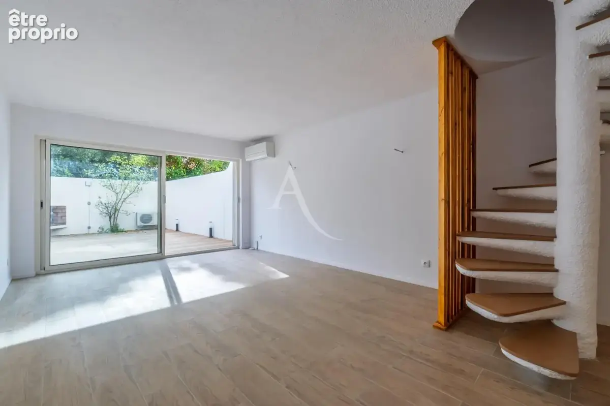 Maison Balaruc Les Bains 4 pièce(s) 73.57 m2 centre ville de Balaruc Les Bains - photo 3