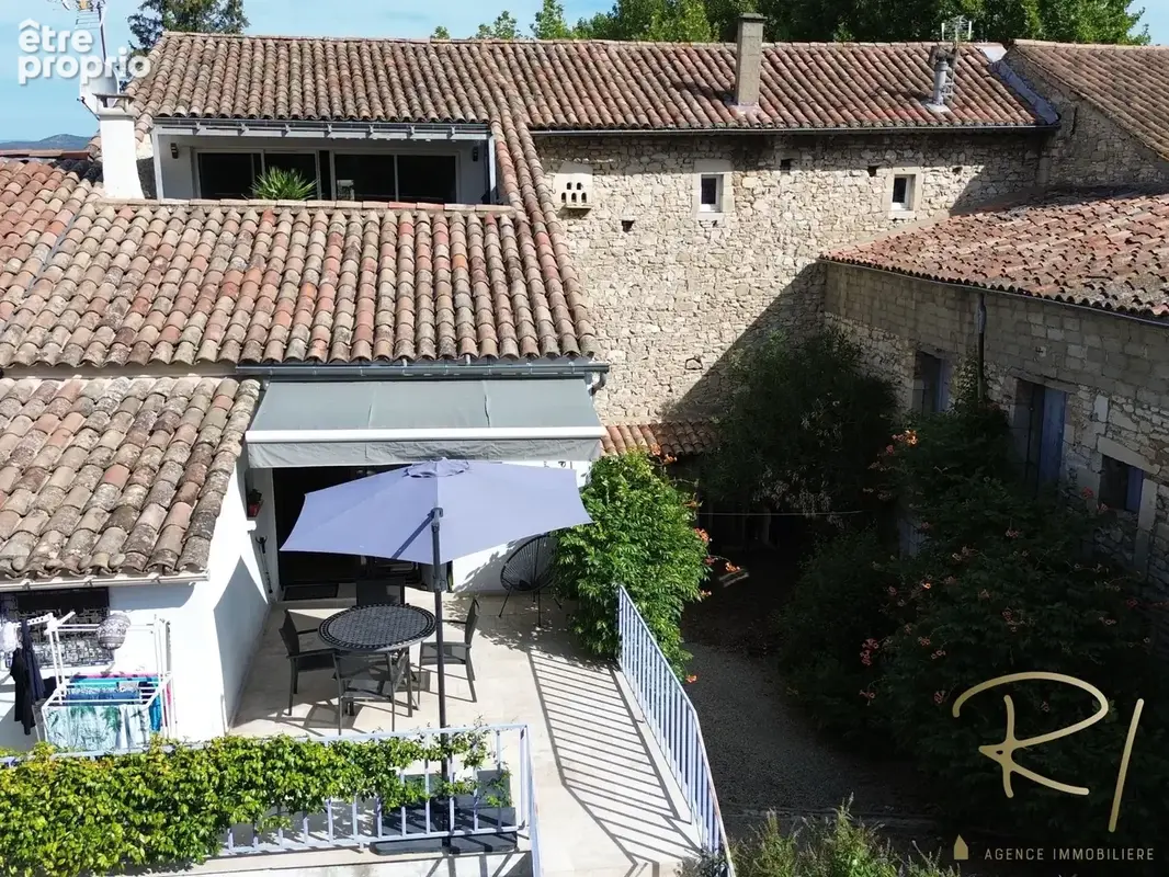 Ensemble immobilier au coeur du village de Barjac - photo 11