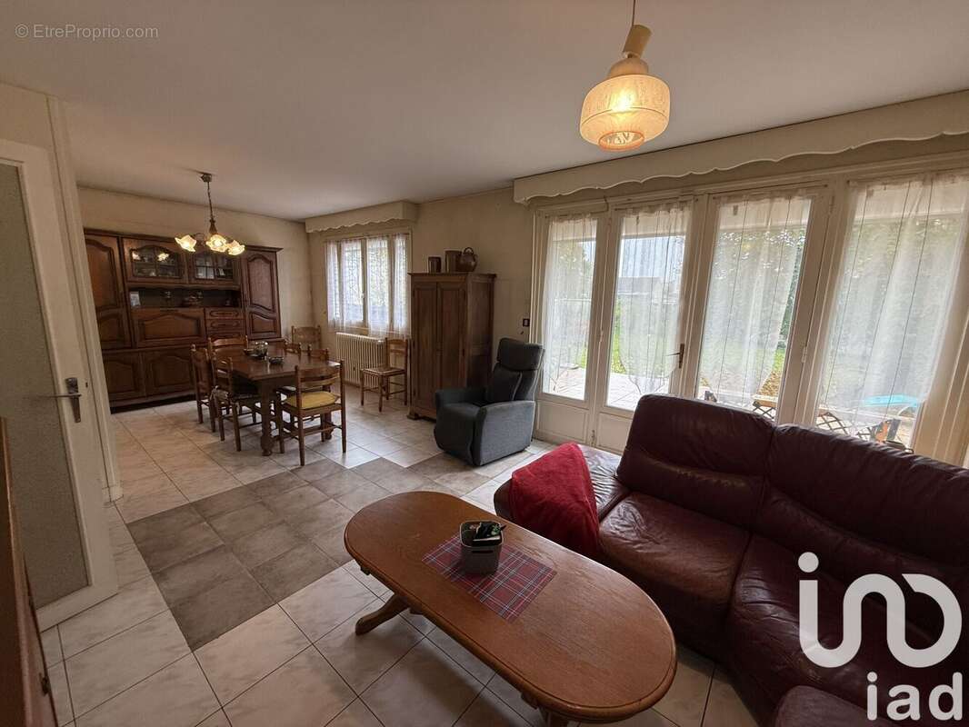 Photo 3 - Maison à SENS