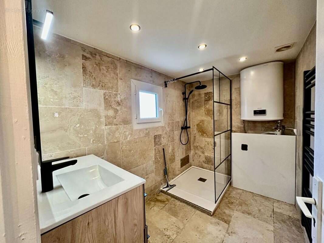 Maison 44 m² à La Seyne-Sur-Mer  - photo 4