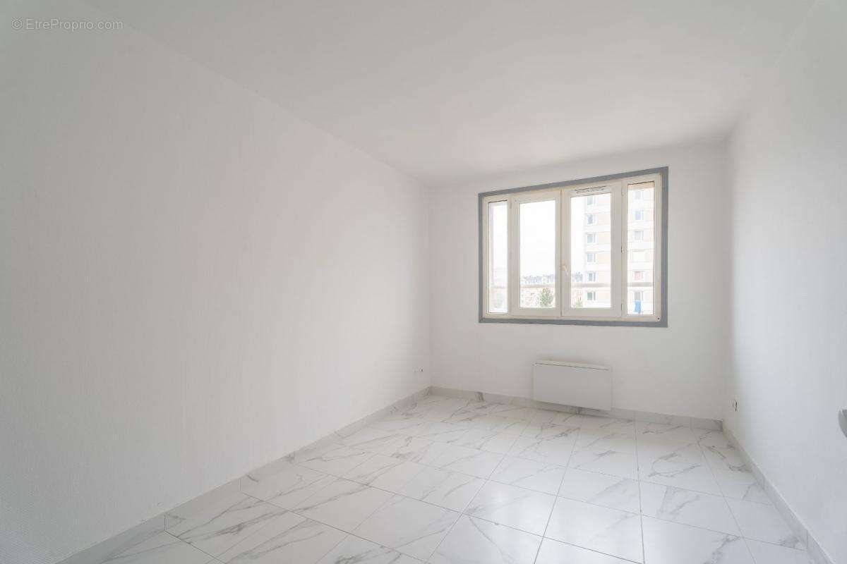 Appartement à BAGNOLET