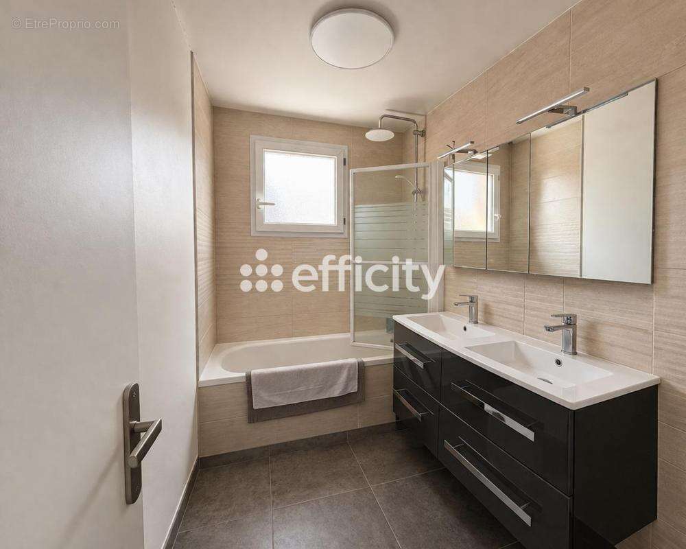 Maison à ARMENTIERES