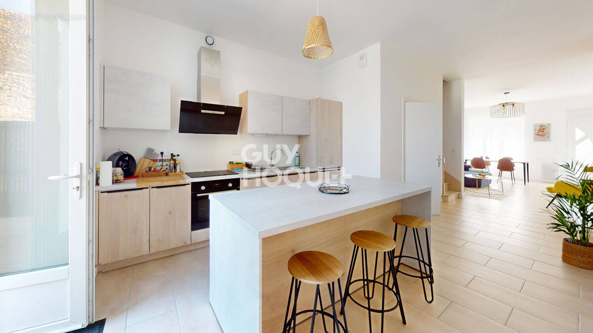 Maison à LA CHAPELLE-HEULIN