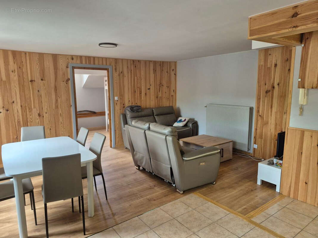 Appartement rénové de plus de 80m² - photo 4
