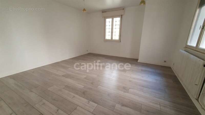 Appartement à LUXEUIL-LES-BAINS