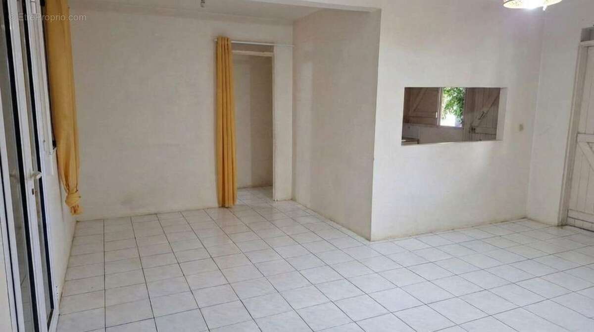 Maison à LE MOULE