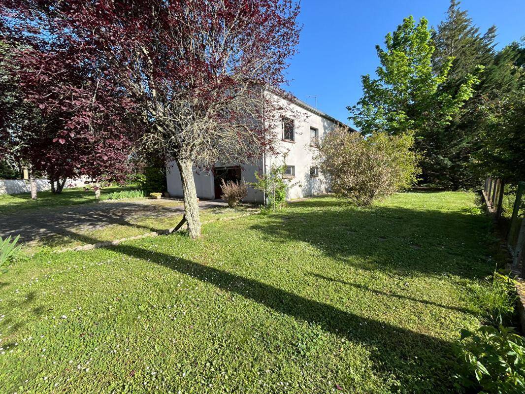 Maison à MONDONVILLE