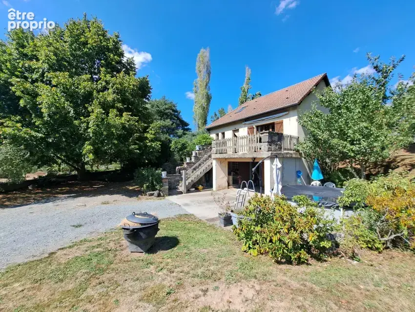 Maison 135 m² à Manzat  - photo 2