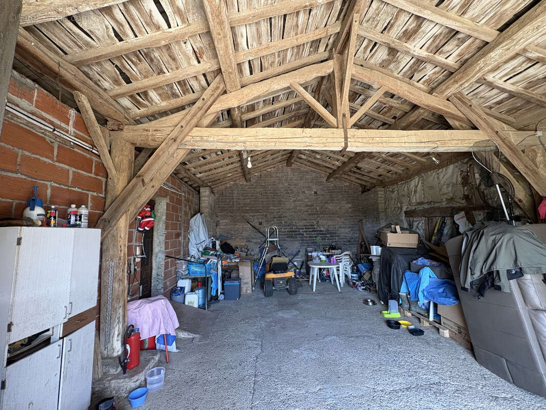 Maison T6 à vendre 31470 Bonrepos-sur-Aussonnelle ancienne ferme - photo 6