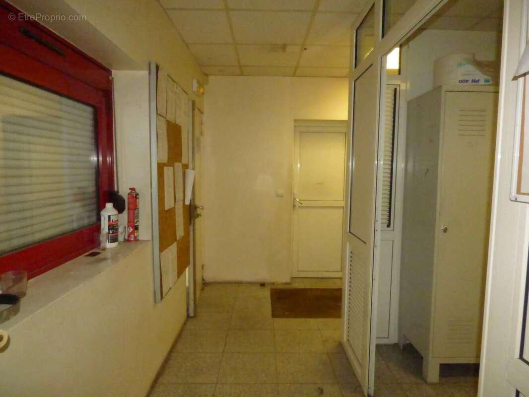 Commerce à ROINVILLE