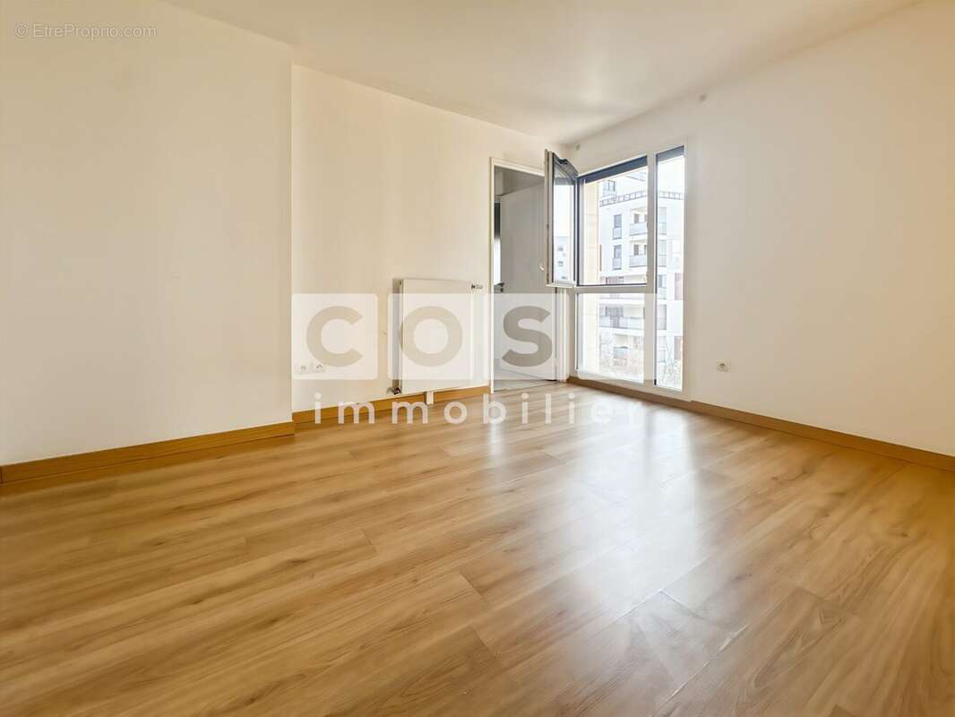 Appartement à COLOMBES