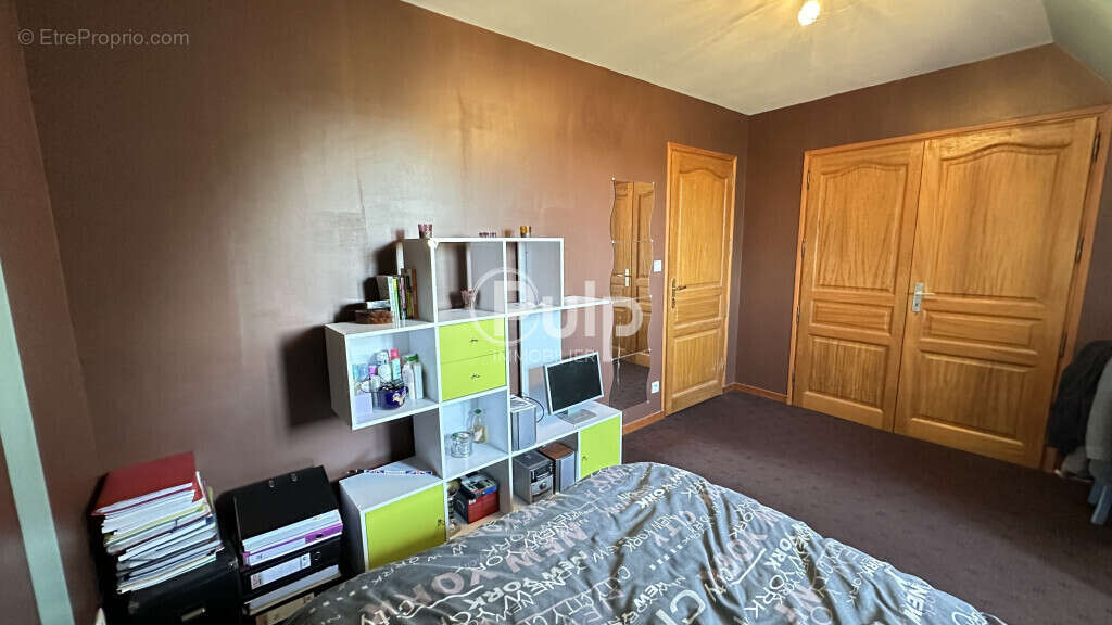 Maison à BRUAY-LA-BUISSIERE