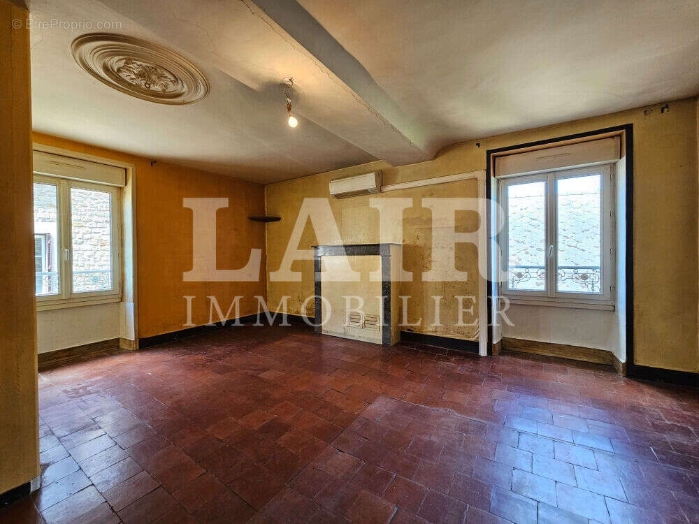 Maison à SAINT-LEONARD-DES-BOIS