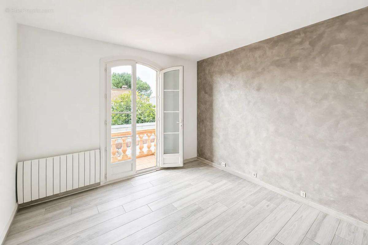Maison à LAPALUD