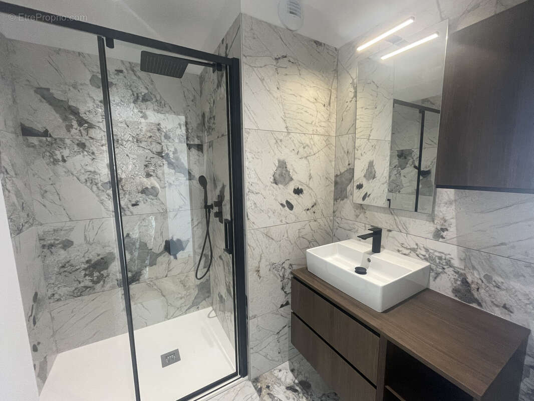 Appartement à CASTRIES