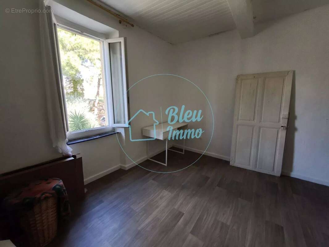 Maison à BIZE-MINERVOIS