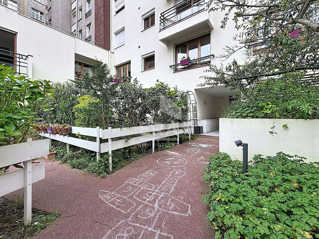 Appartement à PARIS-12E