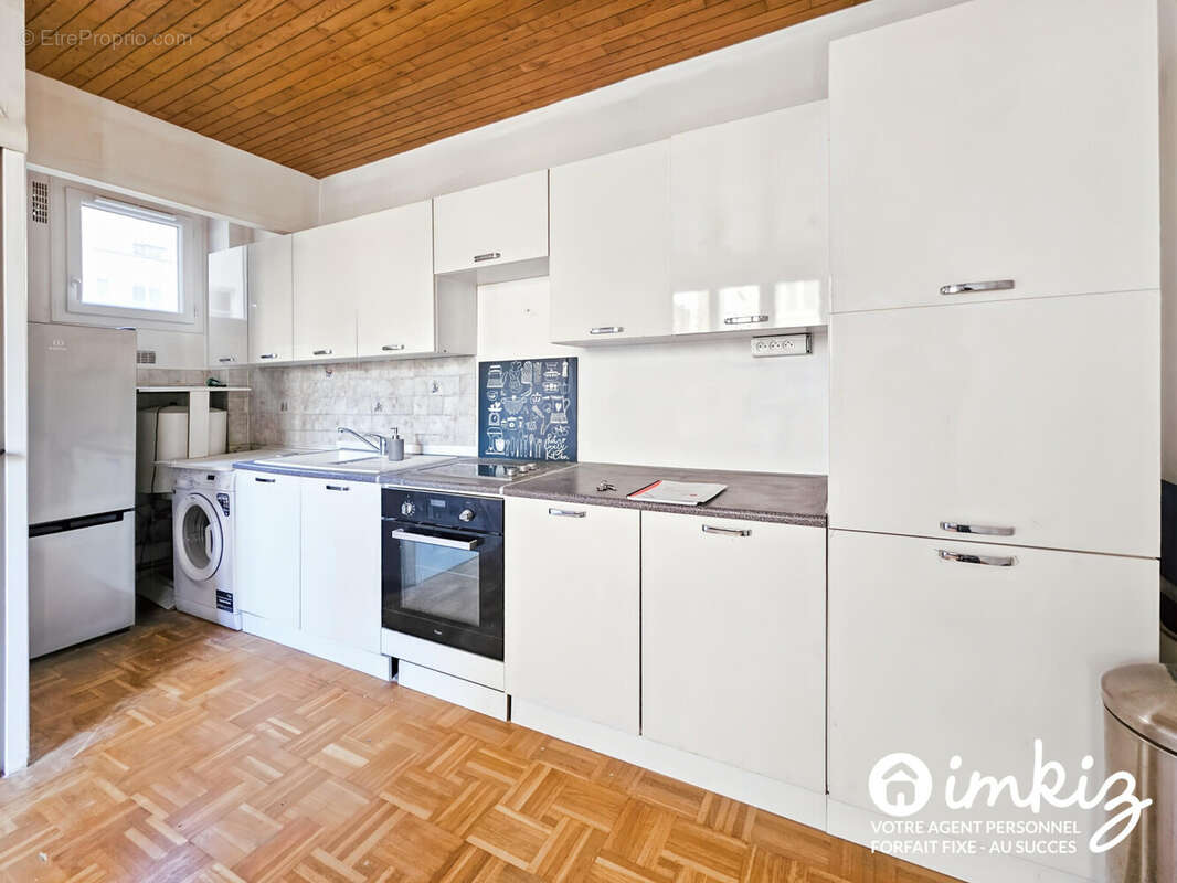Appartement à PARIS-15E