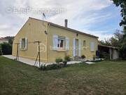 Maison à CERESTE