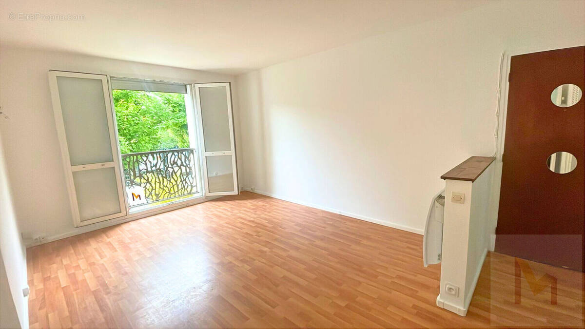 Appartement à NEUILLY-PLAISANCE