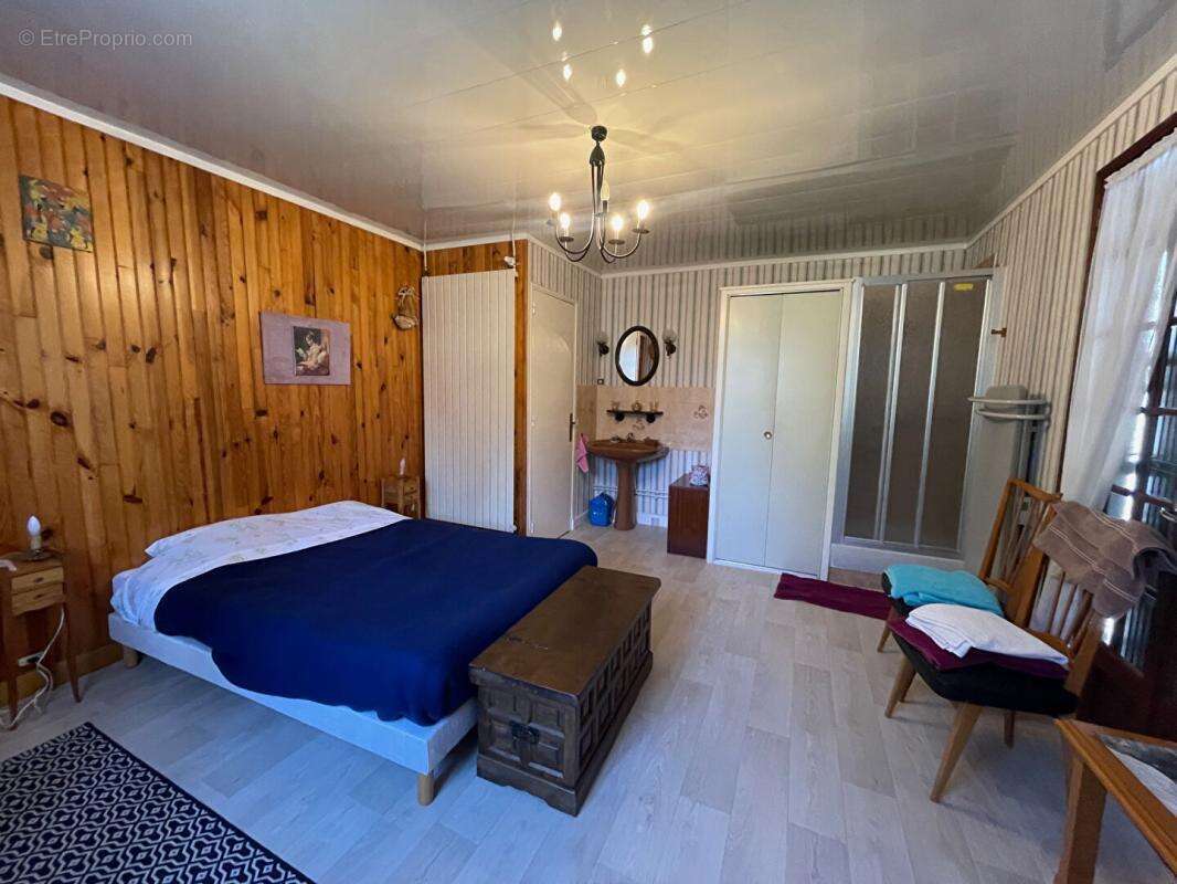 Maison à NOGENT-SUR-VERNISSON