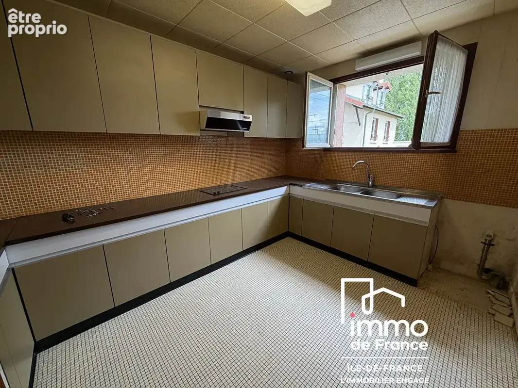 Maison Versailles 4 pièce(s) 141m2 - photo 8