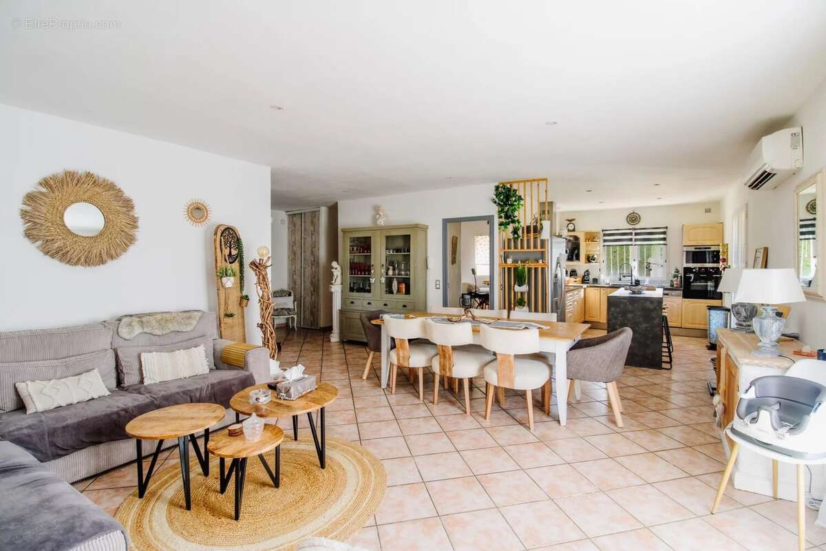 Maison à SAINT-MARTIN-DU-VAR