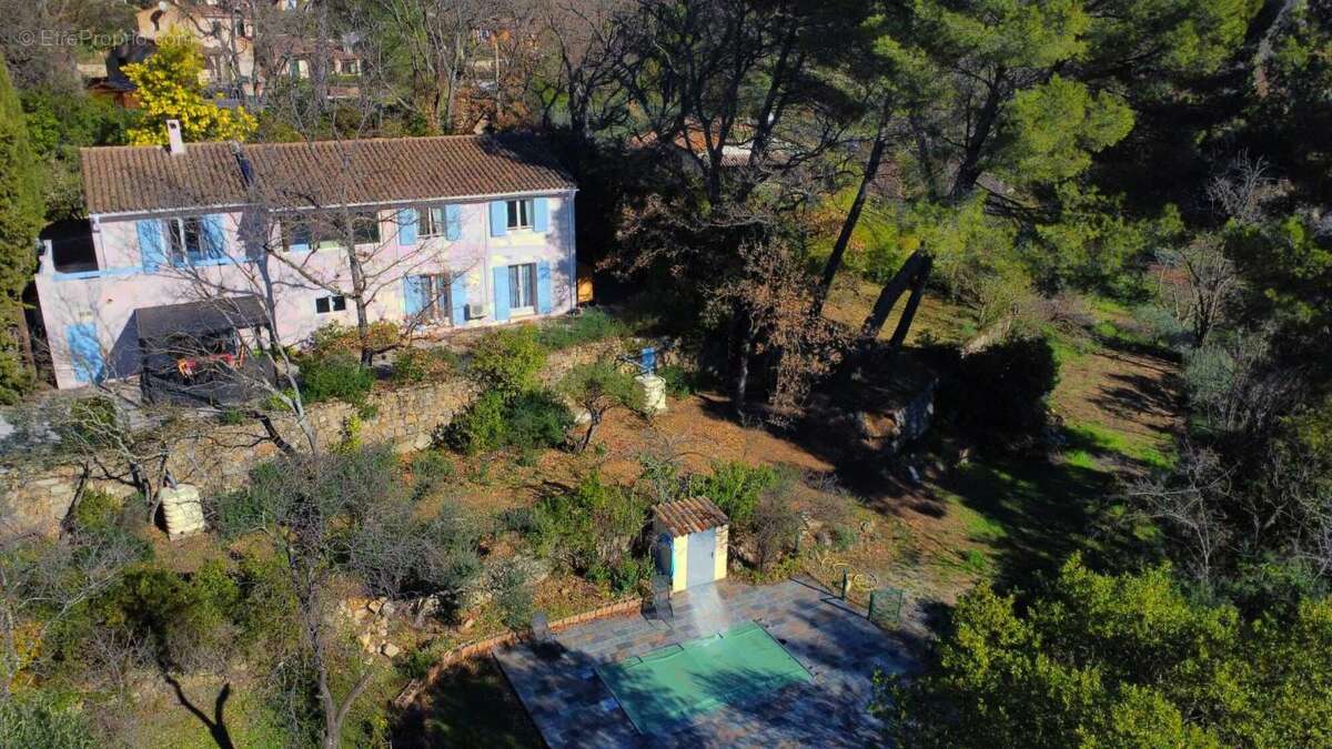 Maison à DRAGUIGNAN