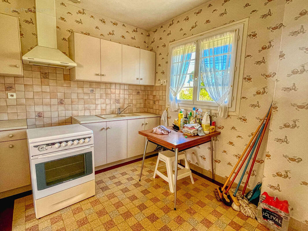 À VENDRE -Maison de 74 m² avec garage et cave - photo 6