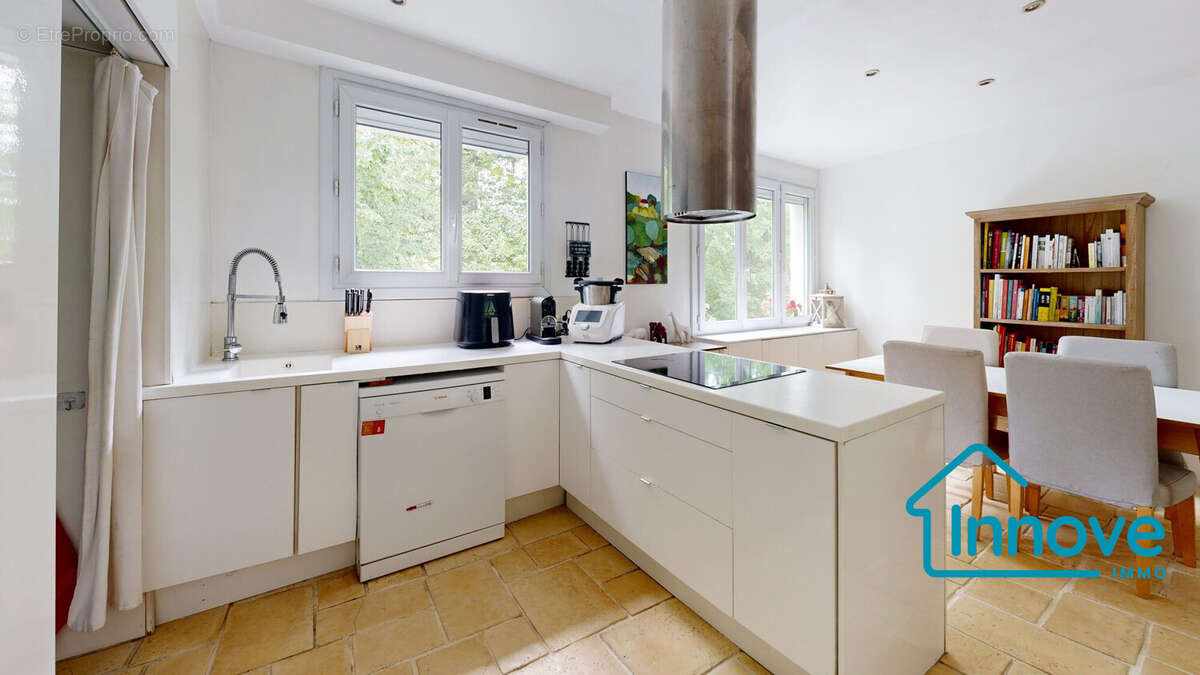 Appartement à LA CELLE-SAINT-CLOUD
