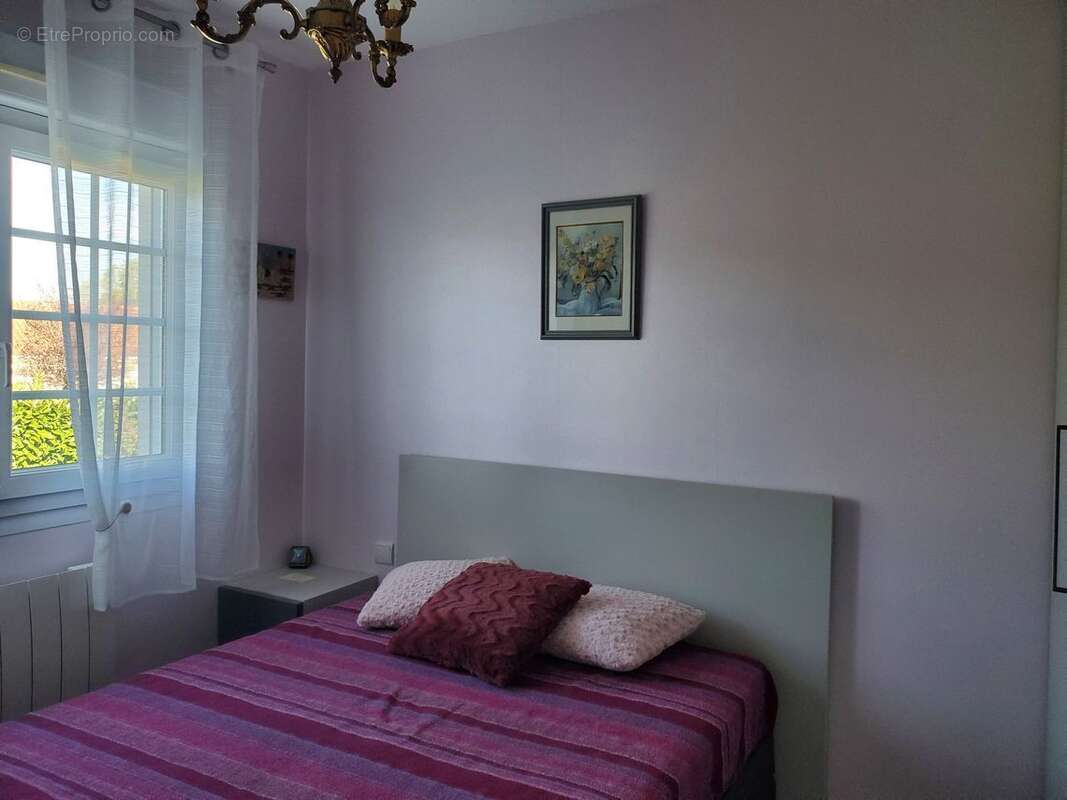 Maison à CHAMPNIERS