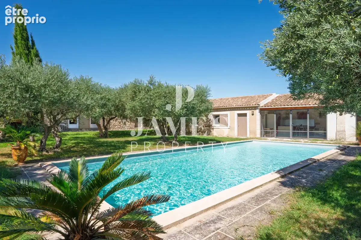 Photo Maison à Eygalieres au prix de 1 520 000€