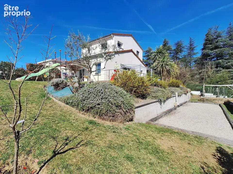 Maison à CHATEAUNEUF-SUR-ISERE