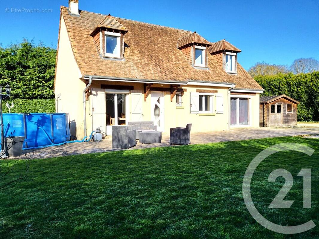 Maison à BERNAY