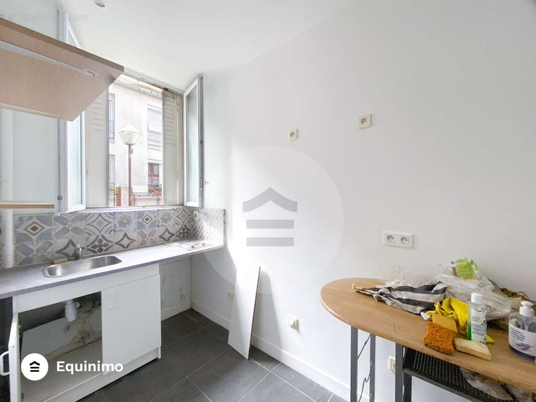 Appartement à LES LILAS