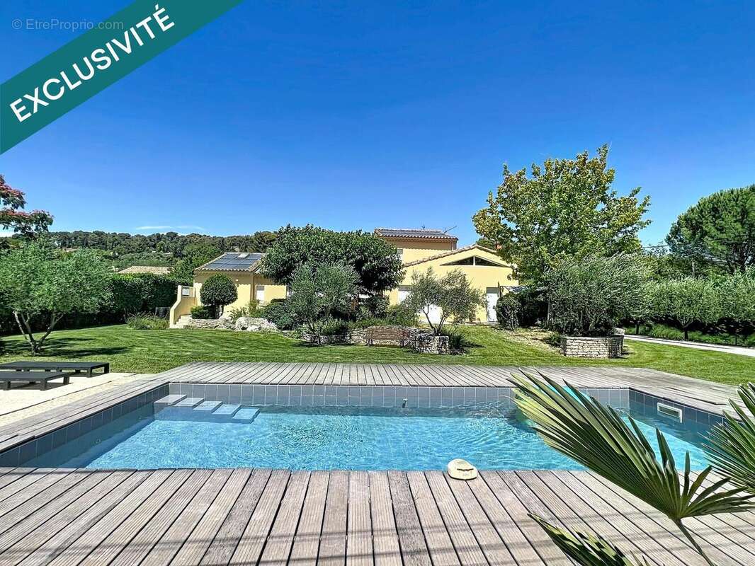 Photo 2 - Maison à CADENET