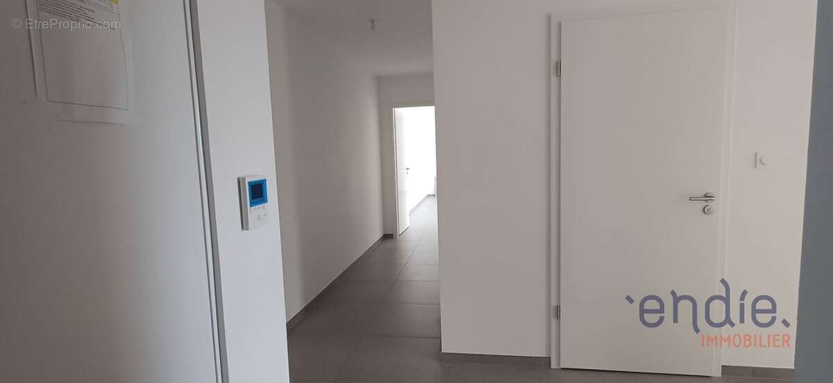 BARTENHEIM-LA-CHAUSSÉE  Magnifique appartement 5 pièces en attique avec terrasse de 27 m²  Disponible immédiatement - photo 10