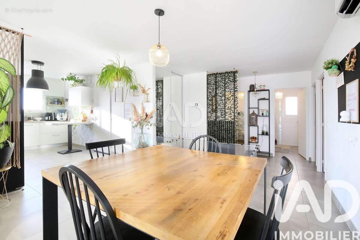 Photo 6 - Maison à DREMIL-LAFAGE