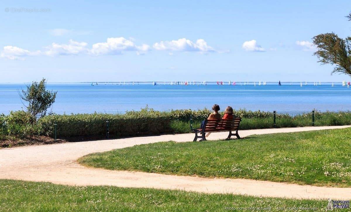 Terrain à L'AIGUILLON-SUR-MER