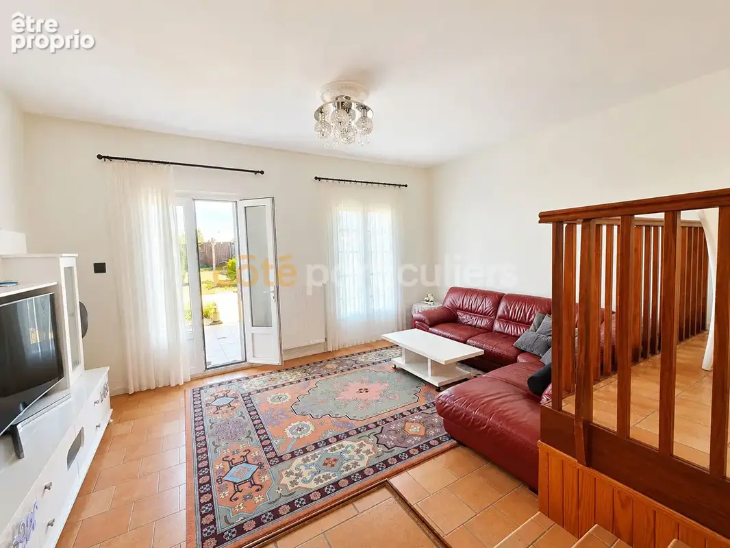 Maison Saint Jean De La Ruelle 4 pièce(s) 93 m2 - photo 2